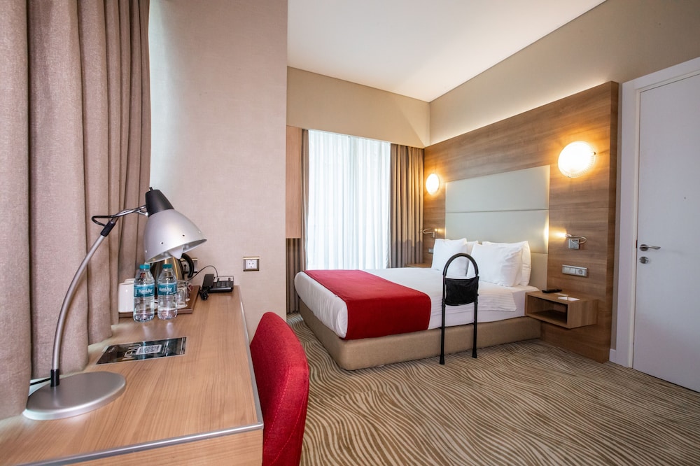 Ramada Encore by Wyndham İstanbul Kartal - Image 11