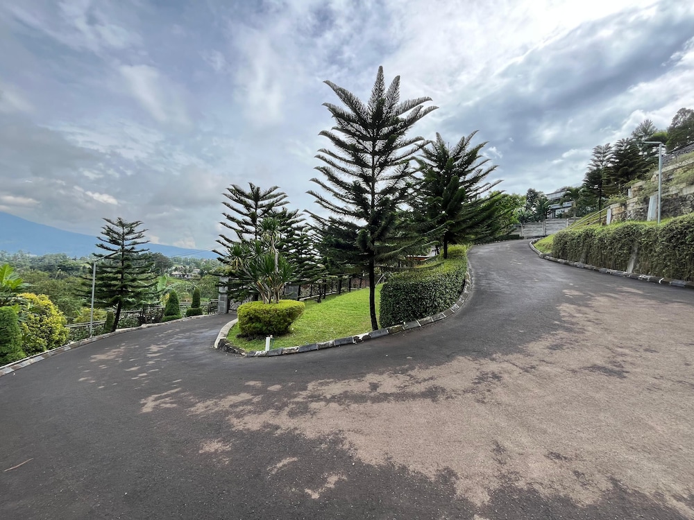 Anemos Resort By Tamastu
