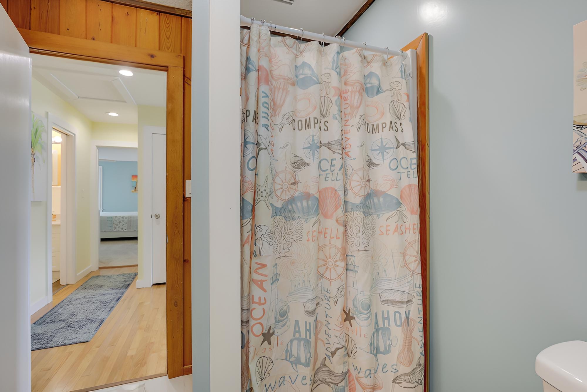 Historic St Augustine Bungalow: Walk to Beach view 4