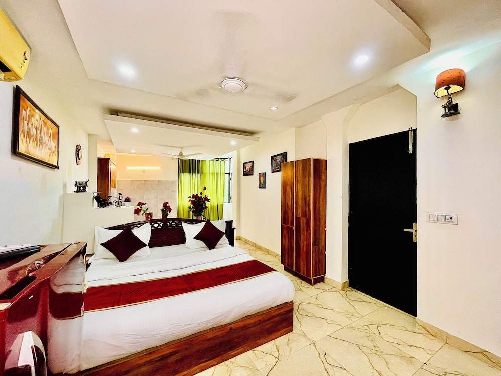 Hotel Hauz Khas Inn