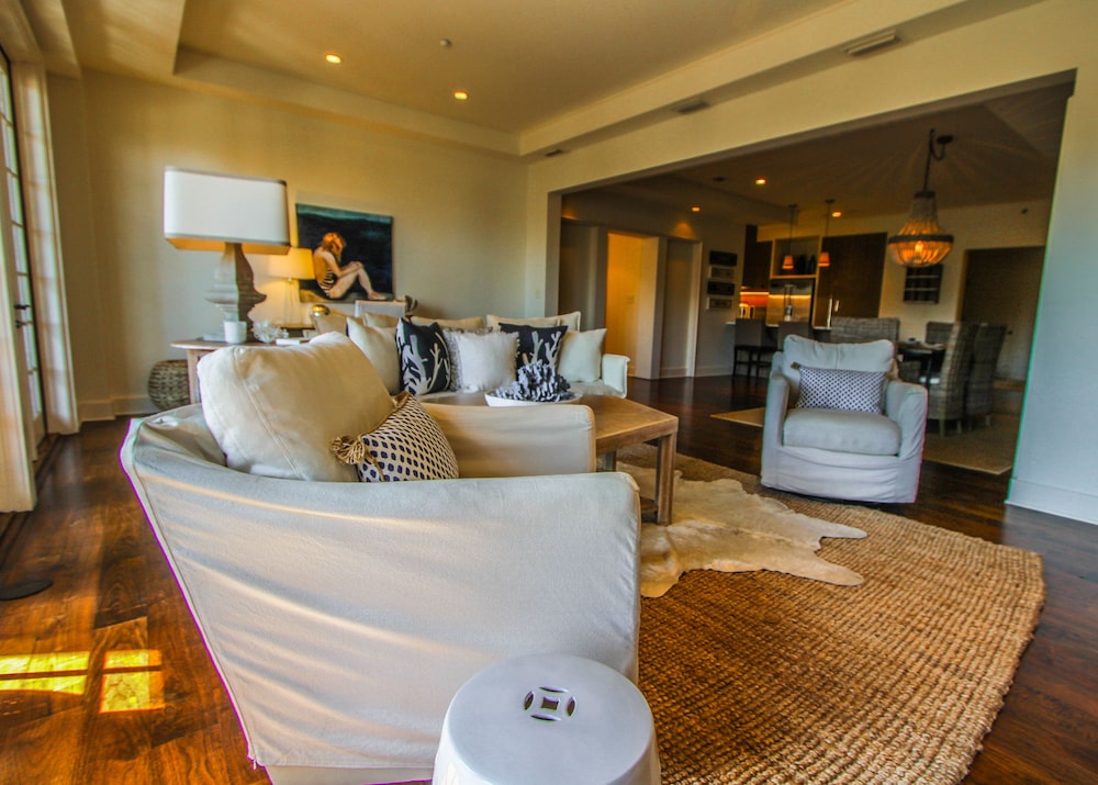 Rosemary Beach Rentals by Counts-Oakes