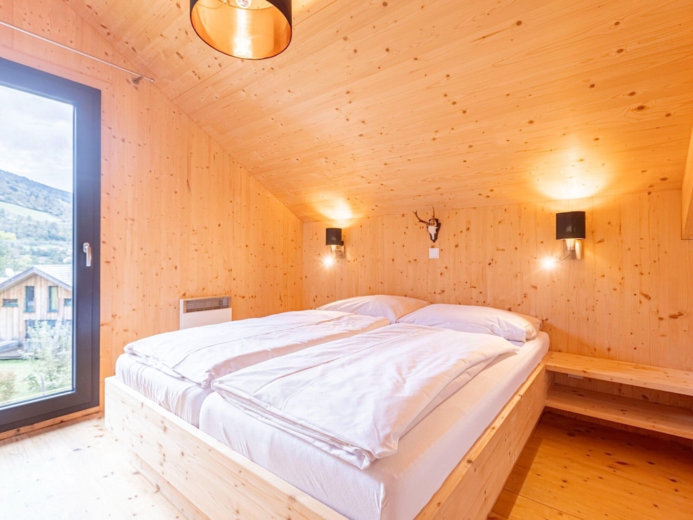 Welcoming Chalet With Whirlpool