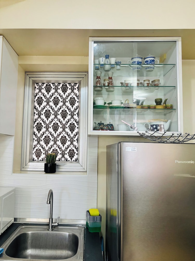 Charming Iloilo City Condo for Rent - Entire House