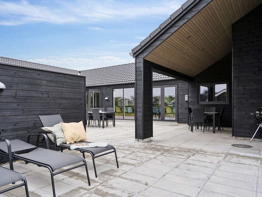 5 Star Holiday Home in Norre Nebel
