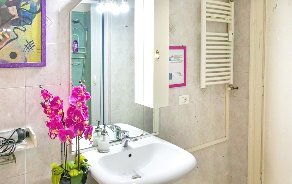 Romatic Guest House