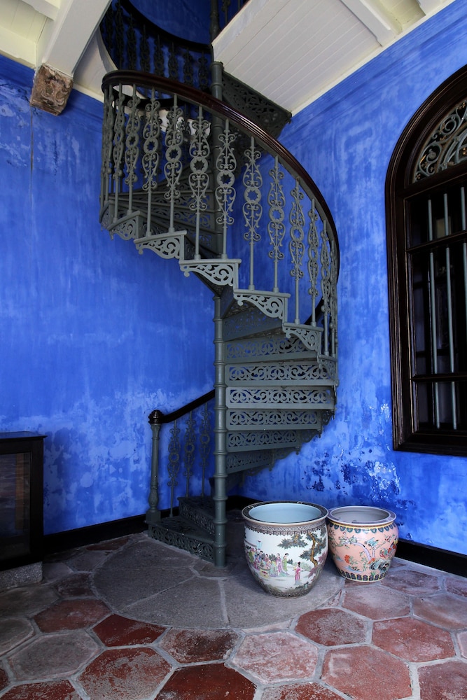 Cheong Fatt Tze - The Blue Mansion 86