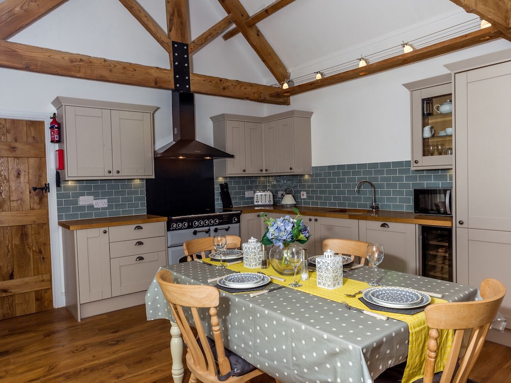 Oxen Cottage @ Nables Farm