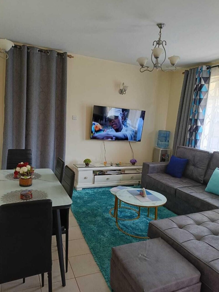Lux Suites MacDade Apartments