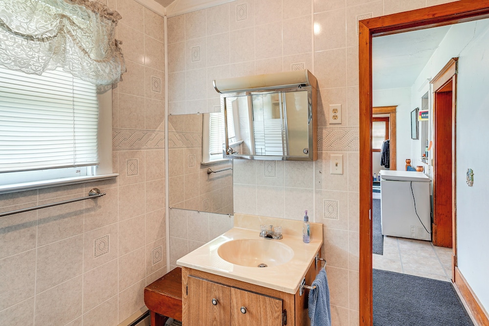 Cozy Rural Hideaway in Mcintosh County!