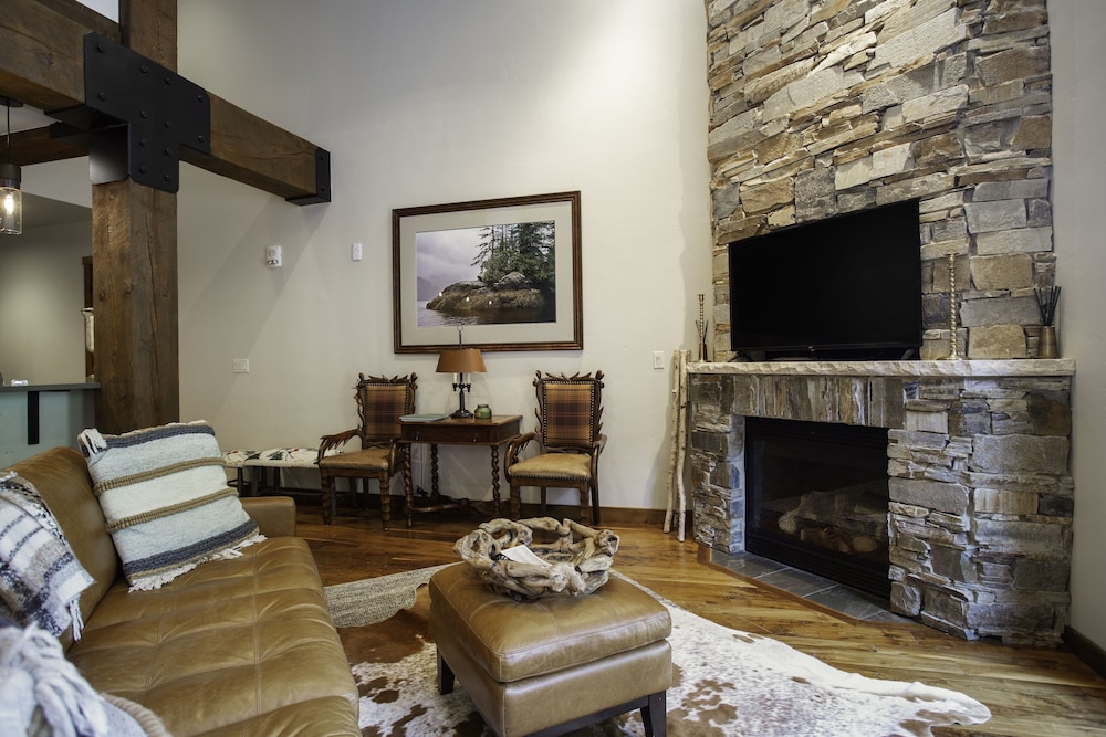 3 Bedroom Condo with Spa - Silver Baron Lodge 3 Condo
