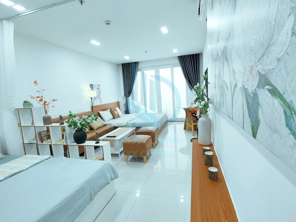 Luxury 2-bedroom Apartment