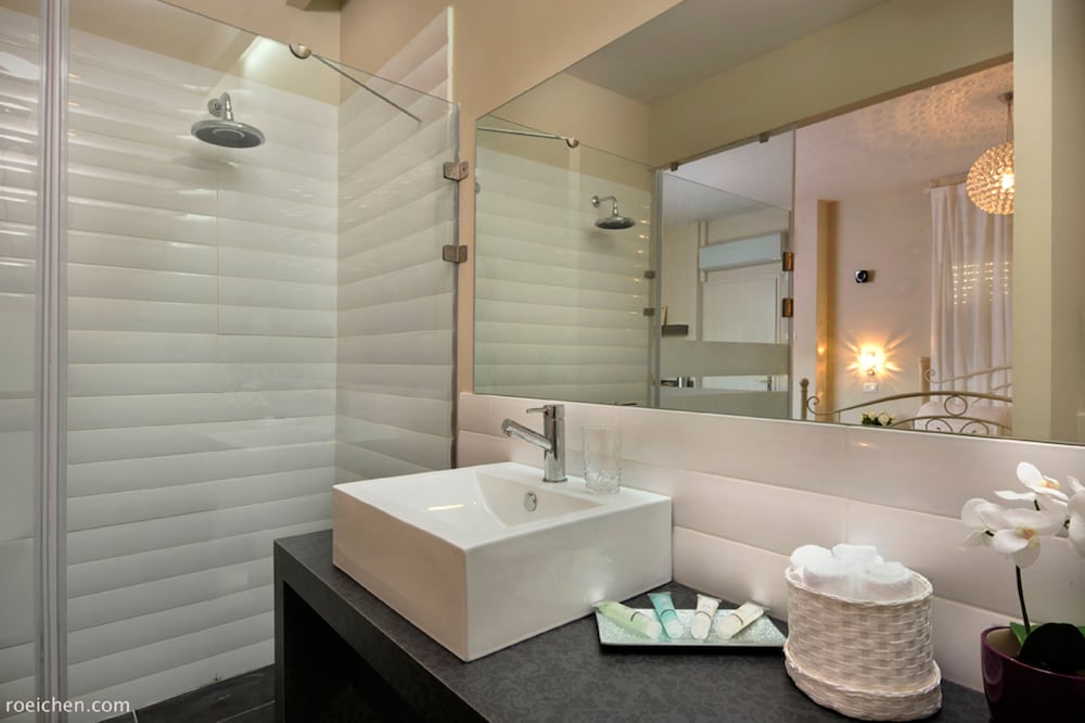 Osnata Boutique Suites