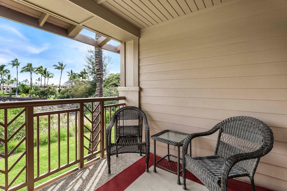 Spacious Townhome - Close to Beaches & Shopping! - Vrkcv