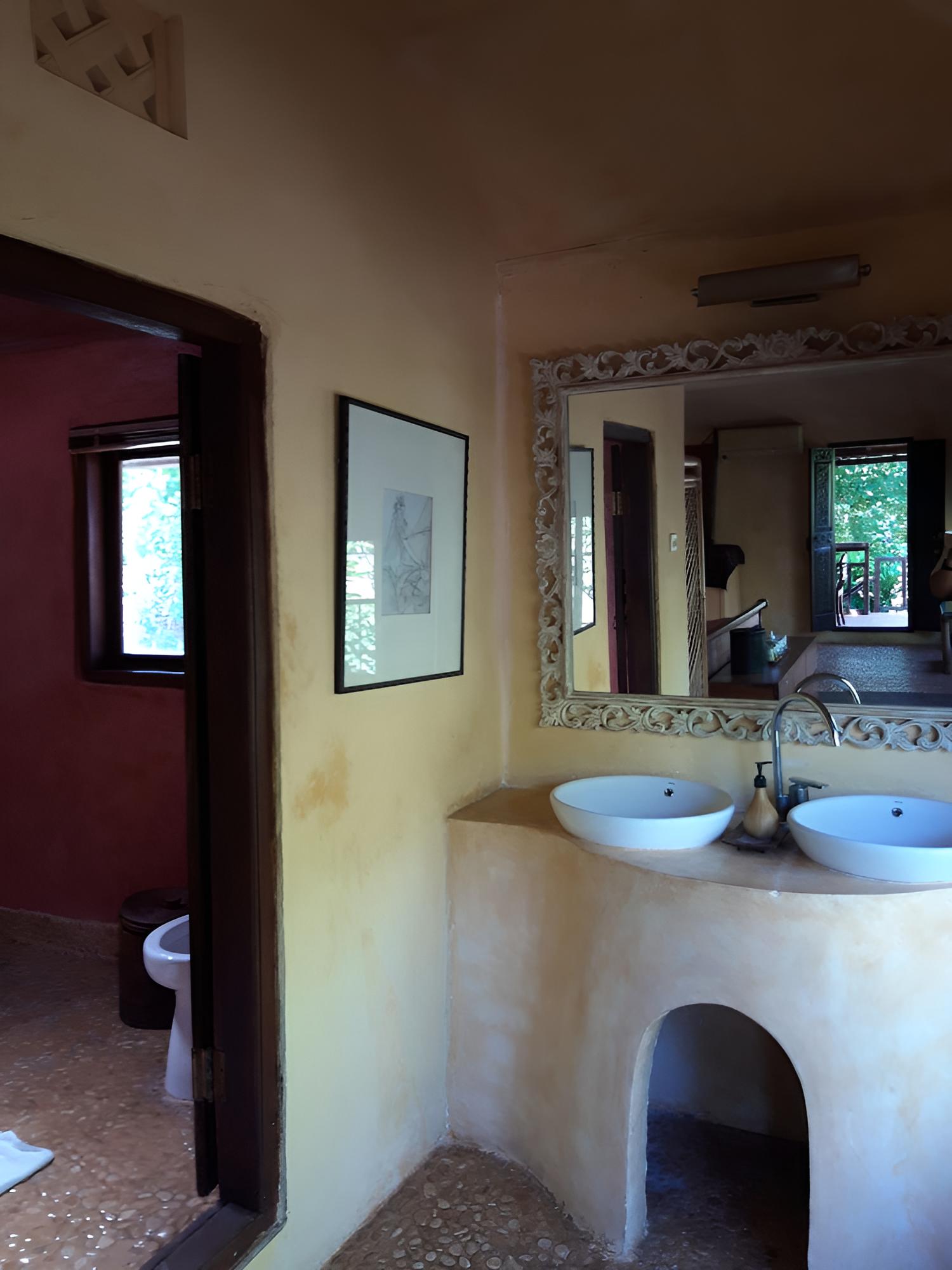 La Taverna Suites