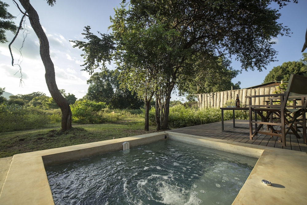Ceylon Wild Safaris Yala view 3