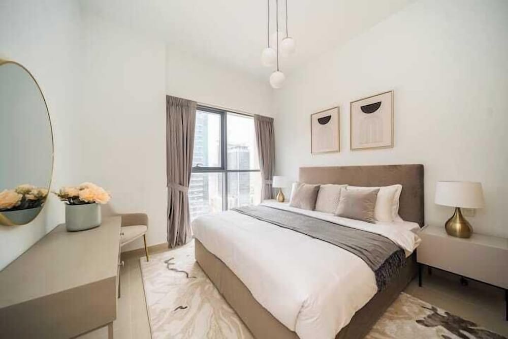 Vogue Downtown near Dubai Mall & Burj