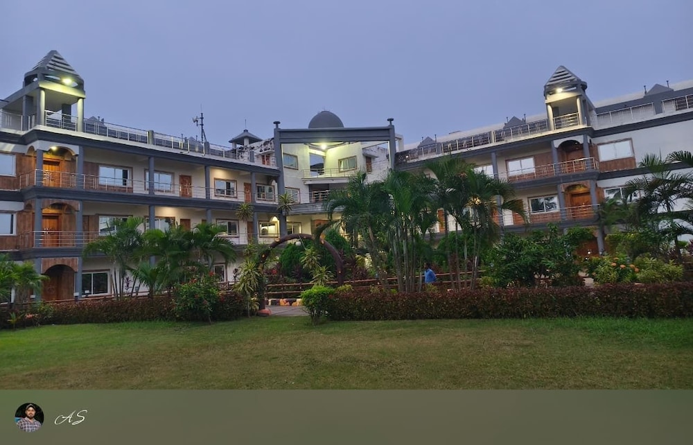 Hotel MIPL