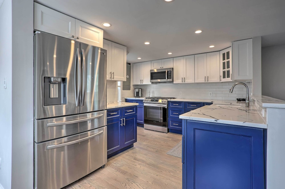 Long Island Home Near Beaches  Golf - Property Image 4