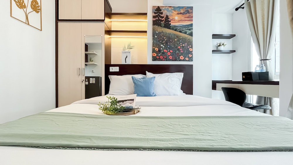 Comfort and Tidy Studio at Tokyo Riverside PIK 2 Apartment