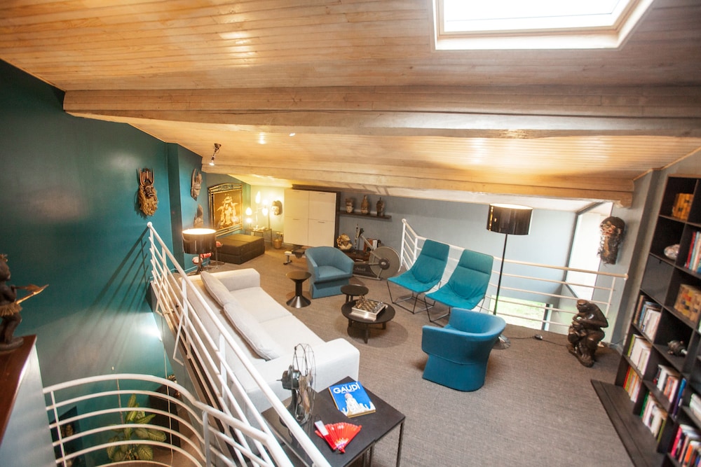 lounge