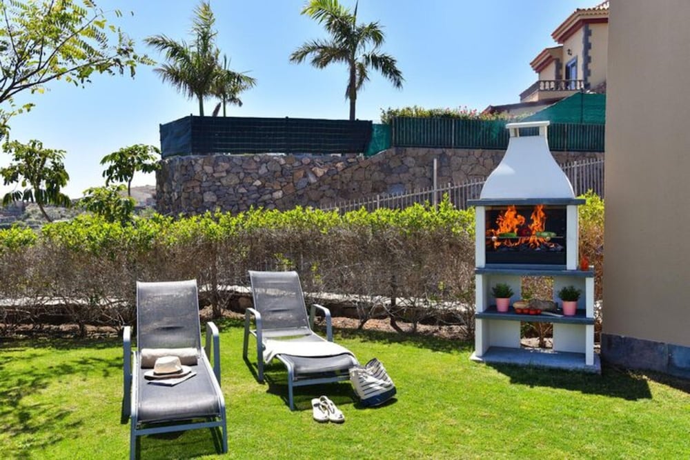 Holiday Home With Pool on Golf Resort, Maspalomas