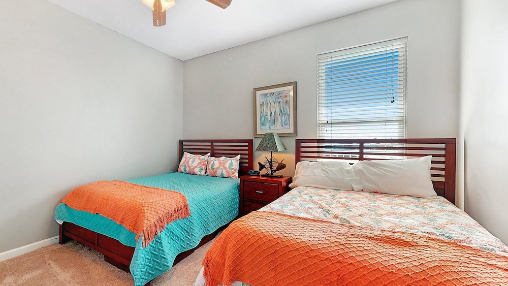 Navy Cove Harbor #2106 by Southern Vacation Rentals