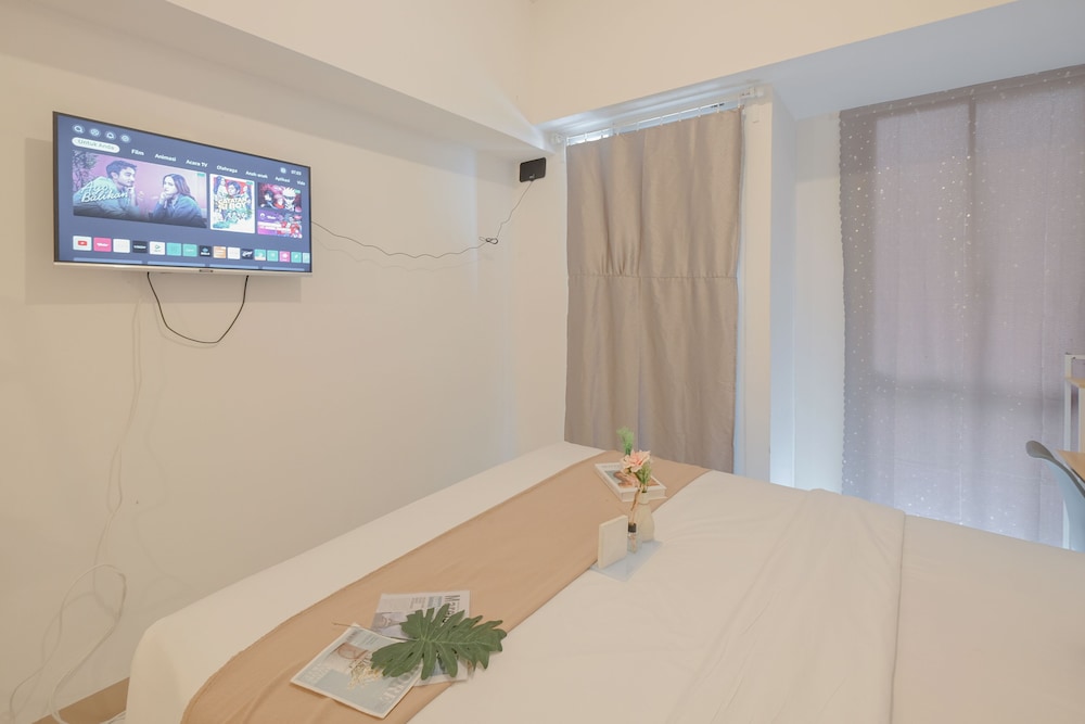 Cozy And Simply Look Studio Apartment Tokyo Riverside Pik 2