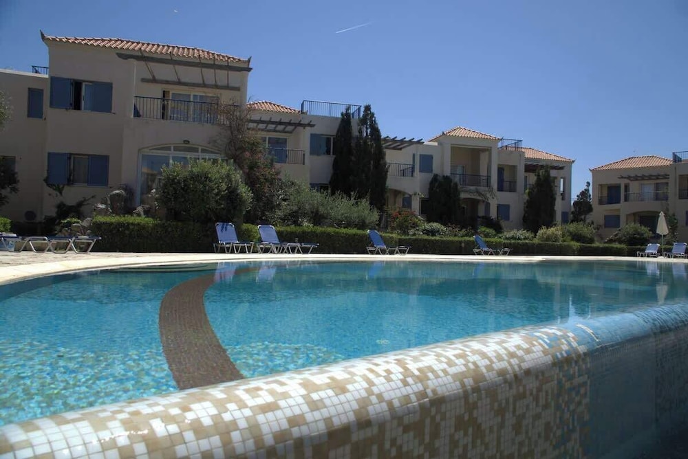 Cassiopeia 1BR Apt on Beach with Pool