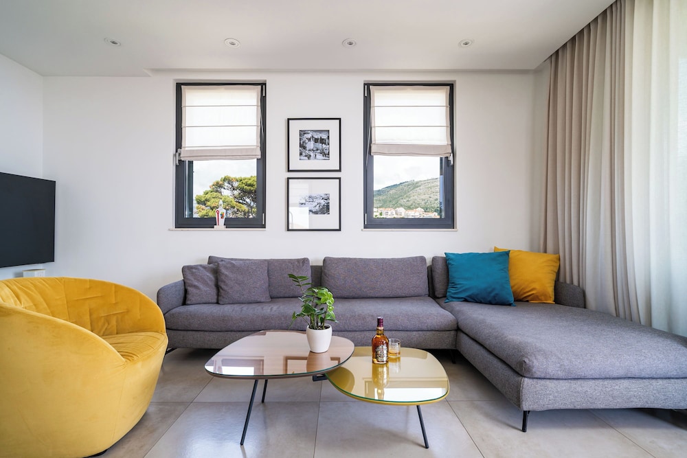 Saint Blaise Luxury Suite
