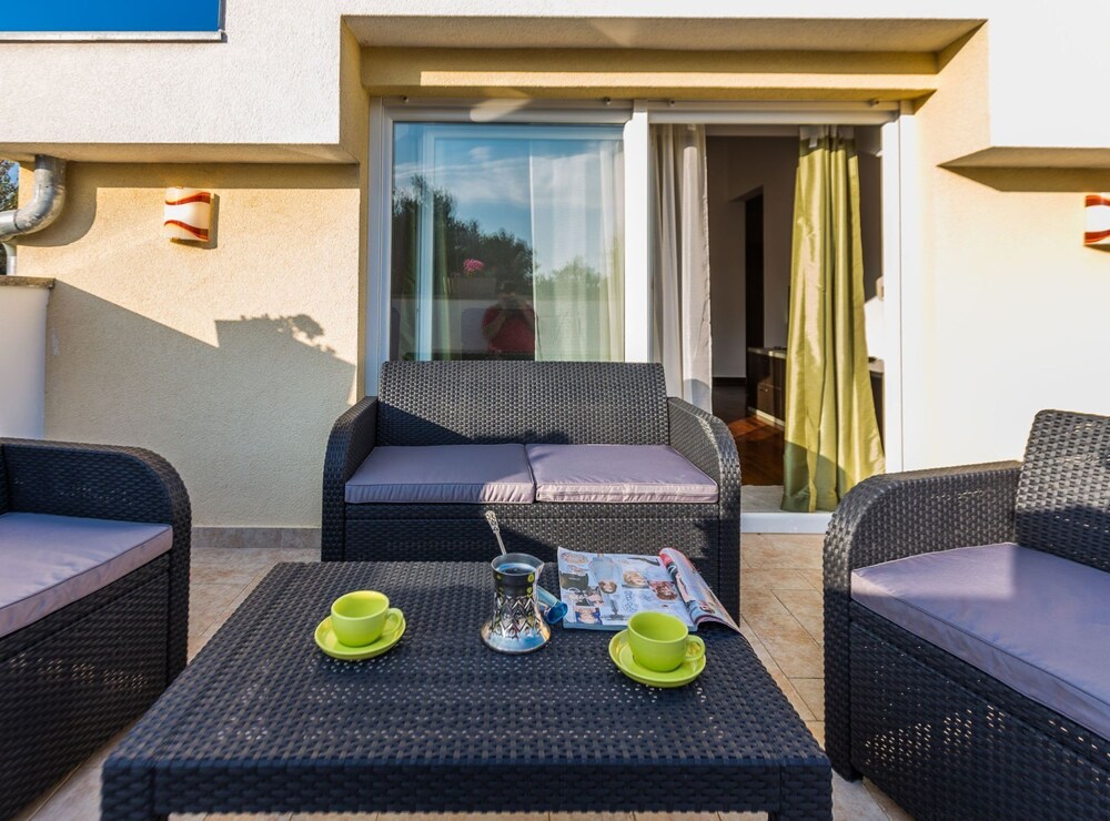 Elegant and Lavish Leisure Apartments Zadar With Outdoor Pool