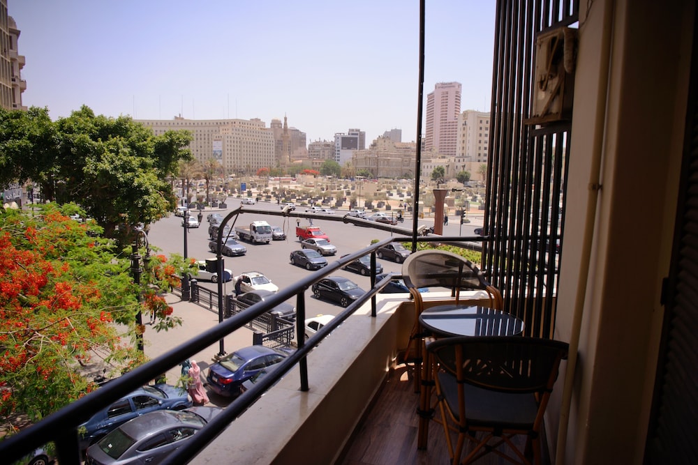 Museum Plaza
