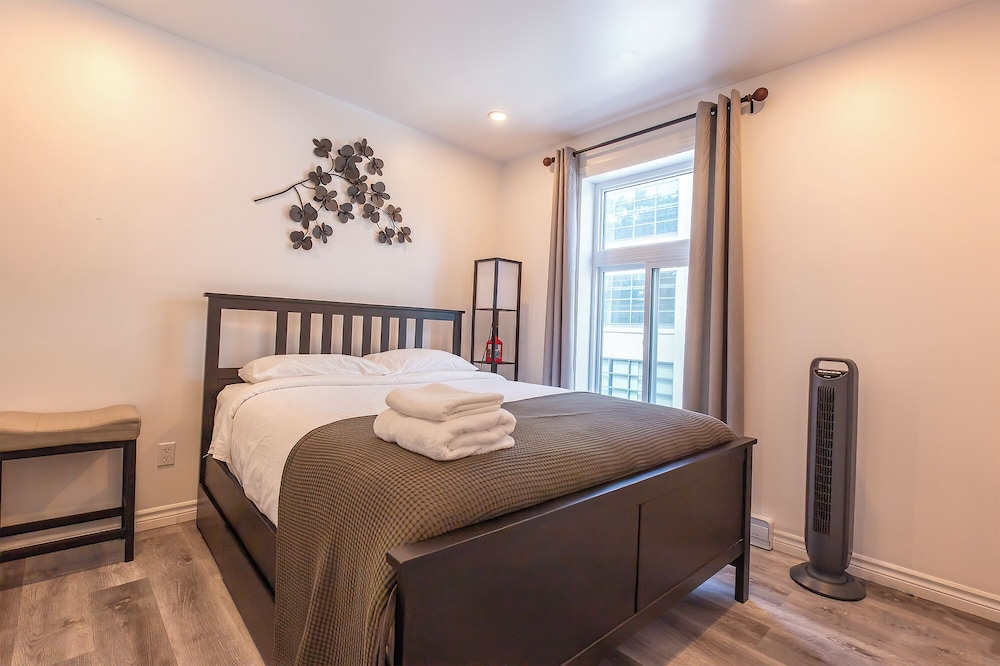 Cozy condo Mtl DownTown - 4410 - Image 2