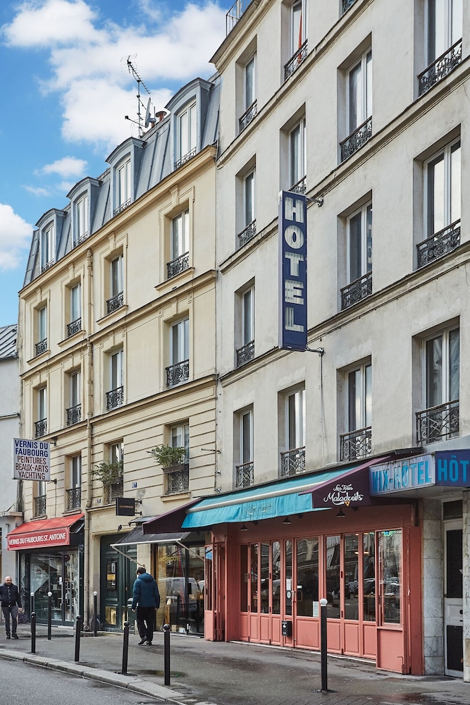 Hotel Petit Vix - Image 1