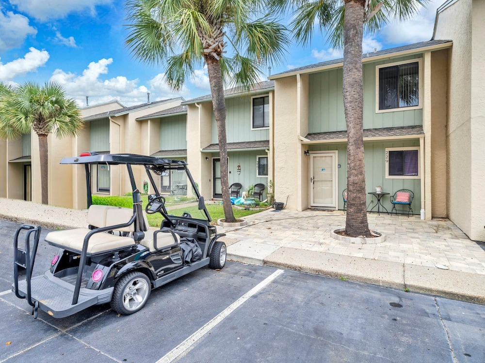 Gulf Highlands 229- St. Katherine Blvd