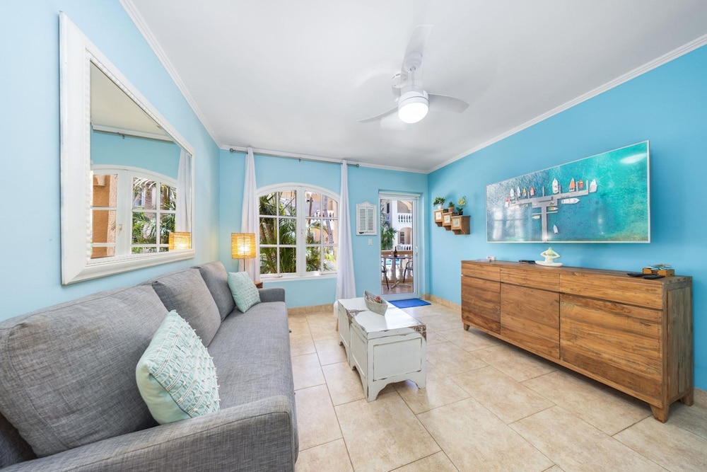 Charming Condo in Prime Location Wacamaya Condos