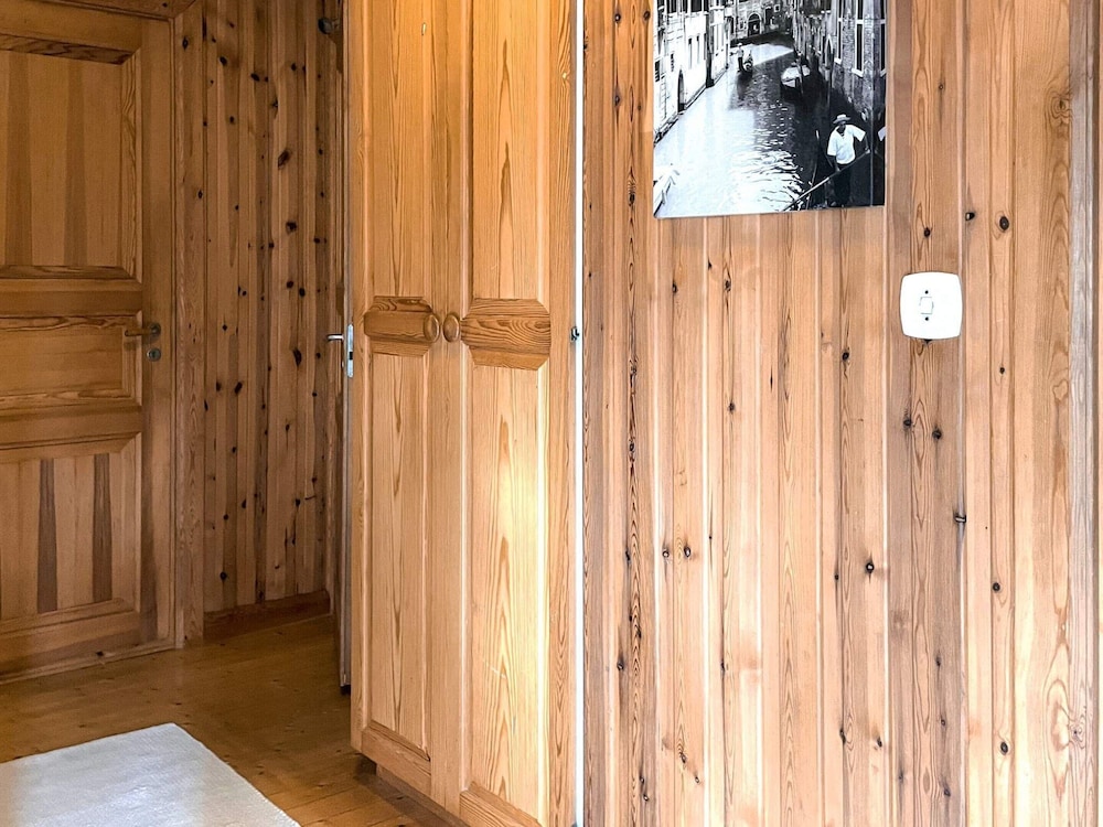 Peaceful Forest Cabin in Dalsland