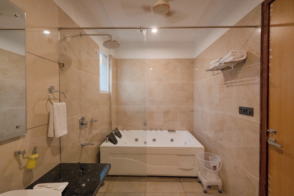 Delight The Lavish Loft Corbett