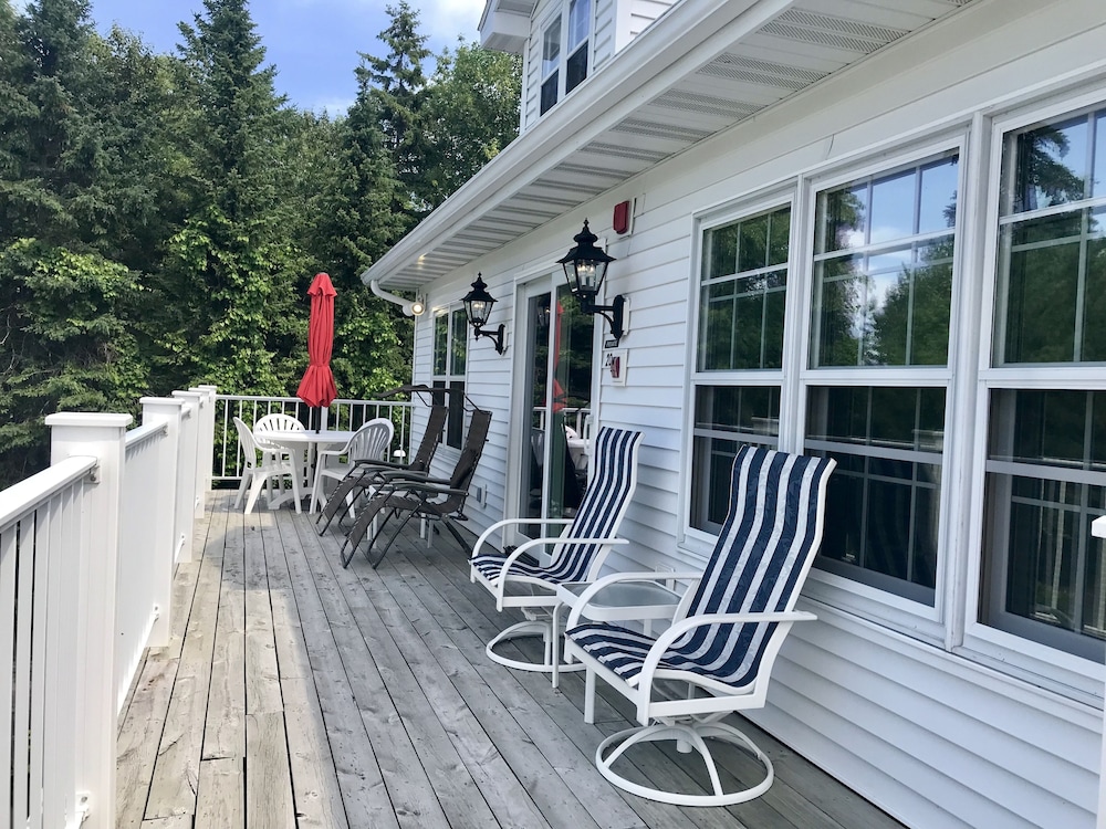 Bay Breeze Resort