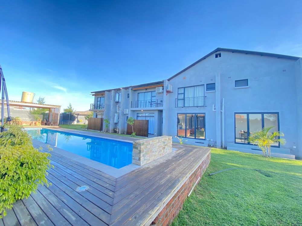 Luxurious Mangethe Suite - 2206