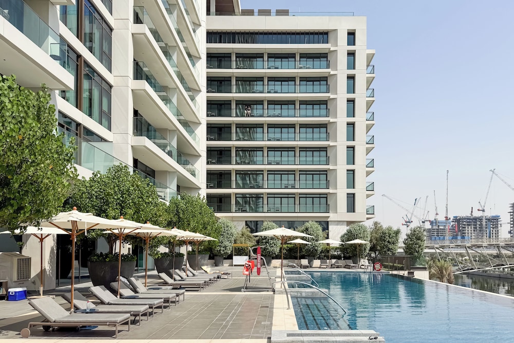 PVH - 1BR Sea View - Palace Residence