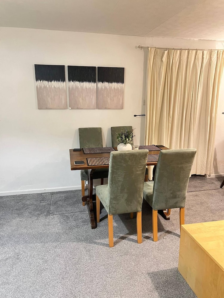 Stylish & Bright 3BR in Headington, Oxford Area