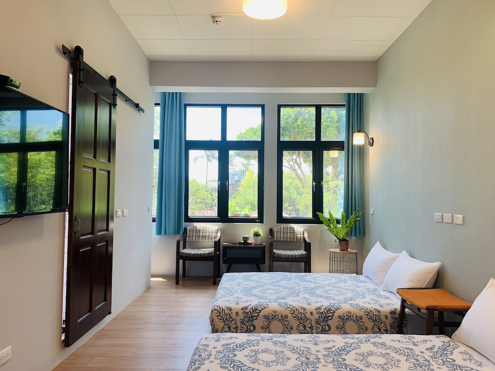 OYAJI Guesthouse