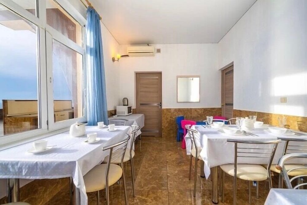 Alye Parusa - Guesthouse