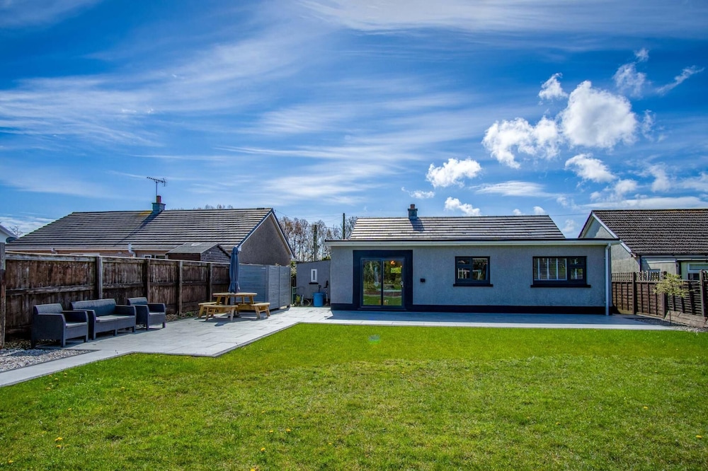 Hazeley - 3 Bedroom Holiday Home - Begelly