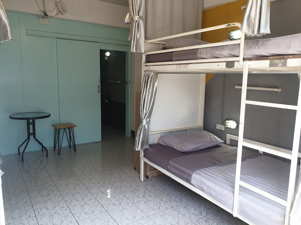 i-smile MeU2 Hostel