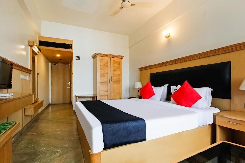 Hotel Raj view 5