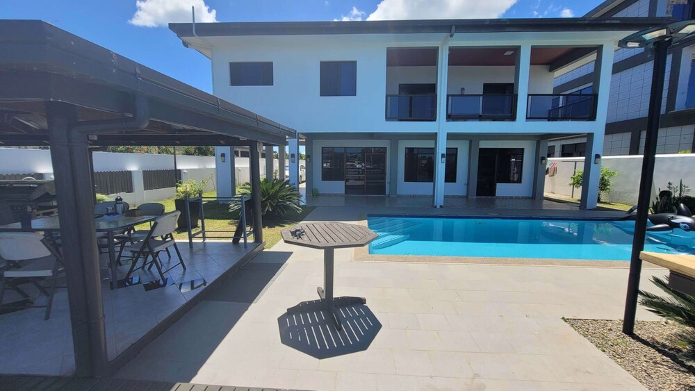 Gardenia Apartment - Image 2