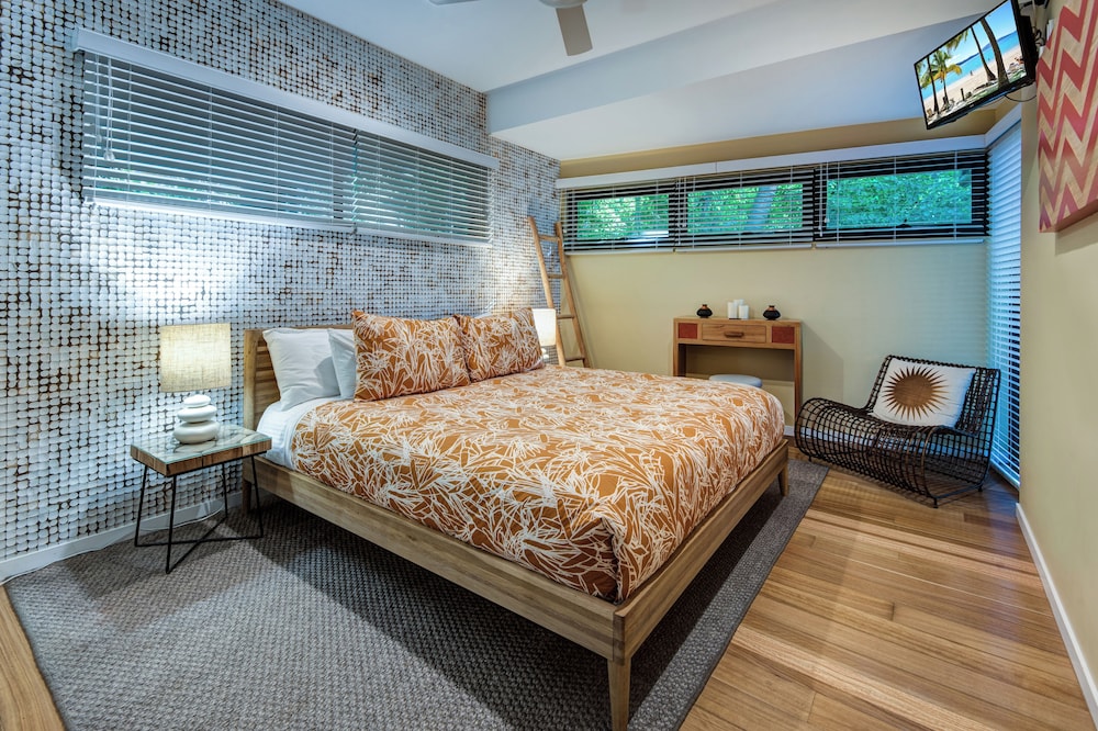Edge 18 Waterfront Luxury