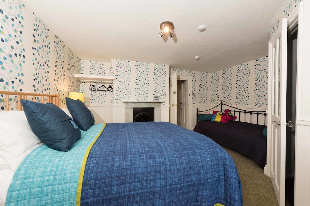 Spire House B&B