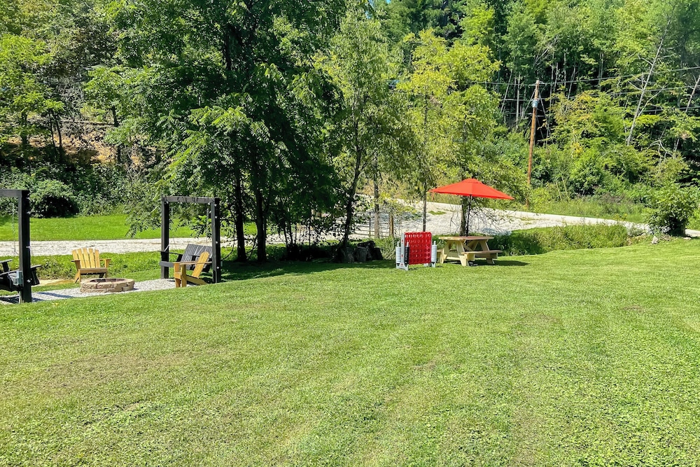 Private Hot Tub: Dog-friendly Red River Gorge Home view 2